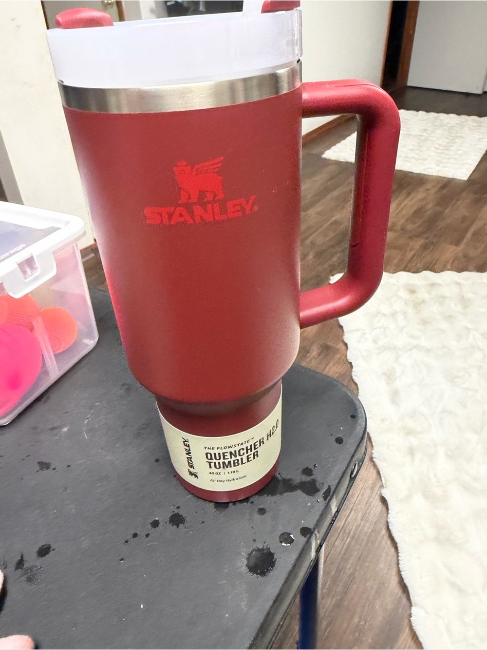 40oz cranberry color Stanley Quencher H2.0 Tumbler with straw lid